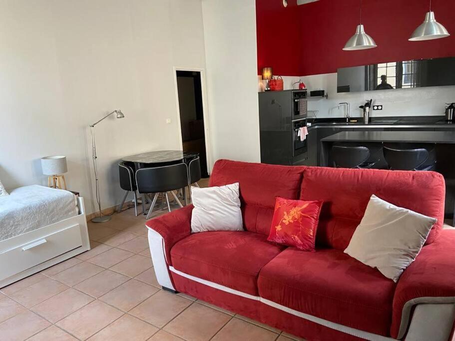 Emplacement N°1 Tres Bel Appartement Spacieux Carcassonne Exterior photo