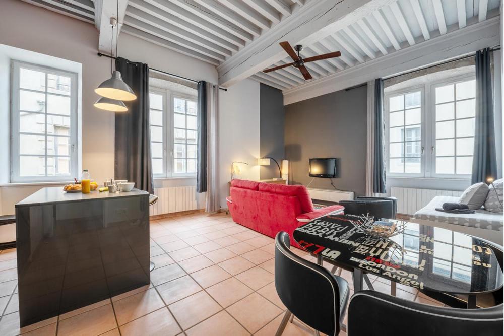 Emplacement N°1 Tres Bel Appartement Spacieux Carcassonne Exterior photo